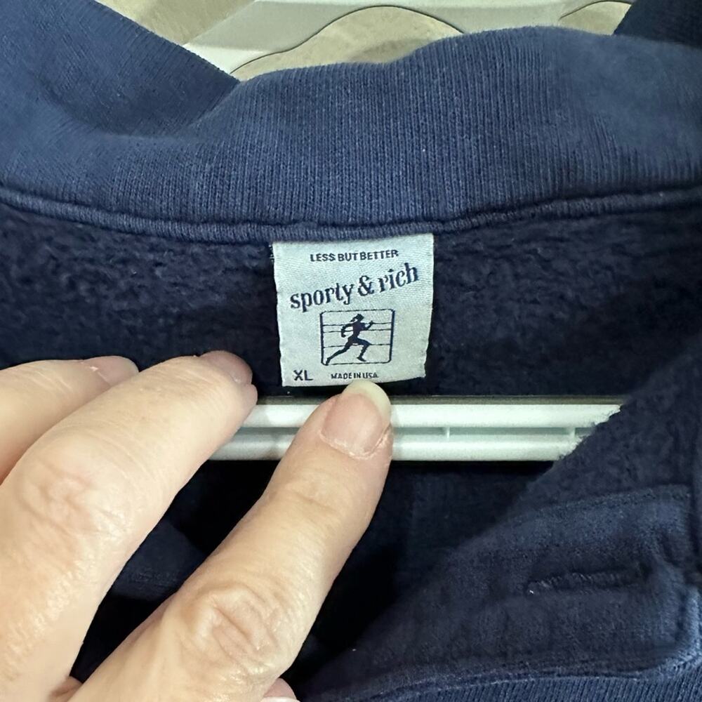 SPORTY & RICH Navy Rizzoli Polo - Picture 5 of 10